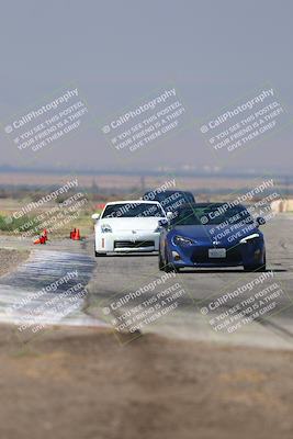 media/Sep-20-2025-Extreme Speed (Sat) [[1fcc23683c]]/Orange (Mid Intermediate)/Session 2 (Sunrise)/